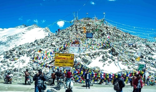 . Khardung La Pass, Ladakh